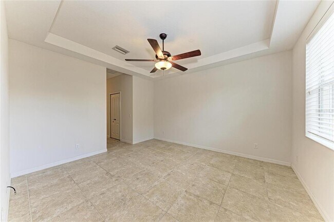 Building Photo - 8143 Miramar Way