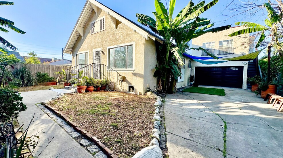 Front view and side view of the house - 1661 W 36th Pl