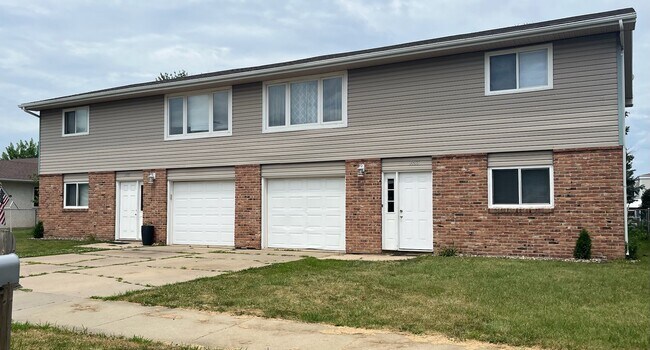 Front of property faces Marion Park - 5400 W 44th St