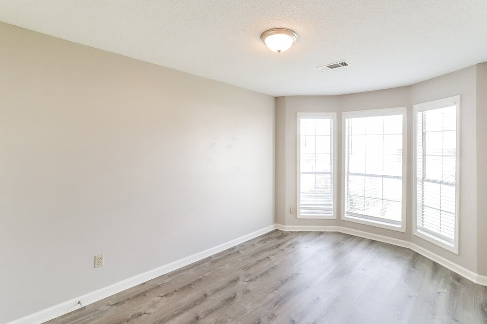 Building Photo - 6665 Millgrove Park Dr