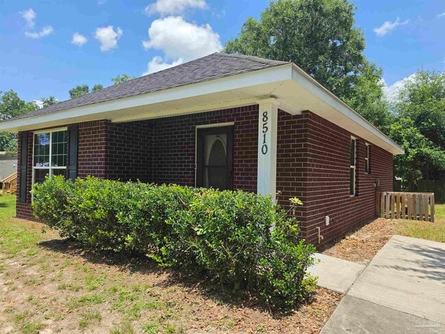 Building Photo - 8510 Pond Ave