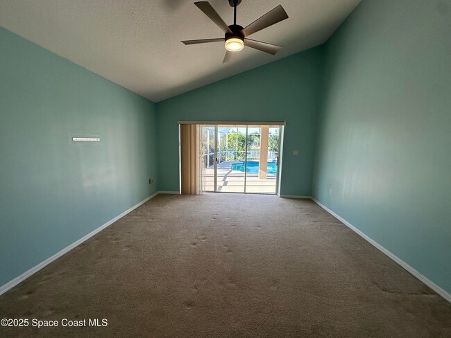 Building Photo - 908 Fostoria Dr