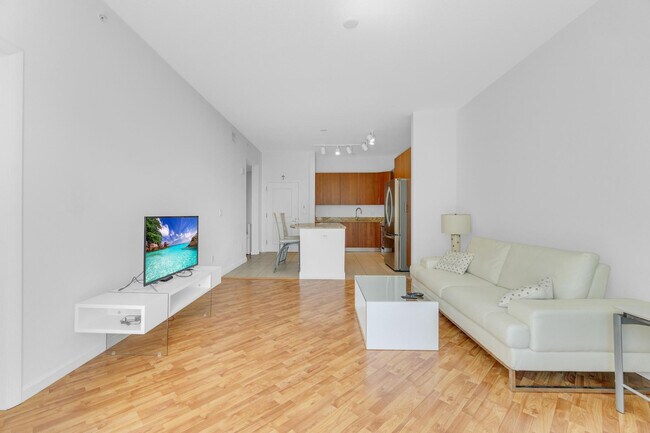 Building Photo - 1945 S Ocean Dr