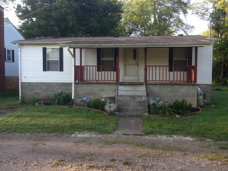 Building Photo - 18 Spring St