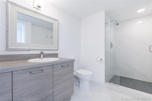 Building Photo - 400 Sunny Isles Blvd