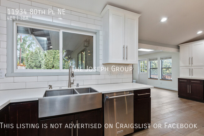 Building Photo - Beautifully updated 4 bed in Kirkland