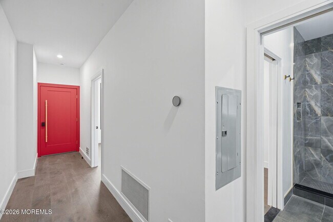 Building Photo - 9 Minerva St