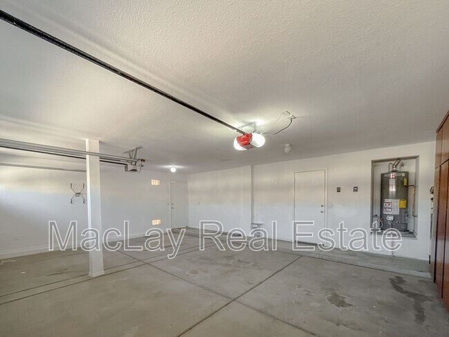 Building Photo - 1615 W Enfield Way
