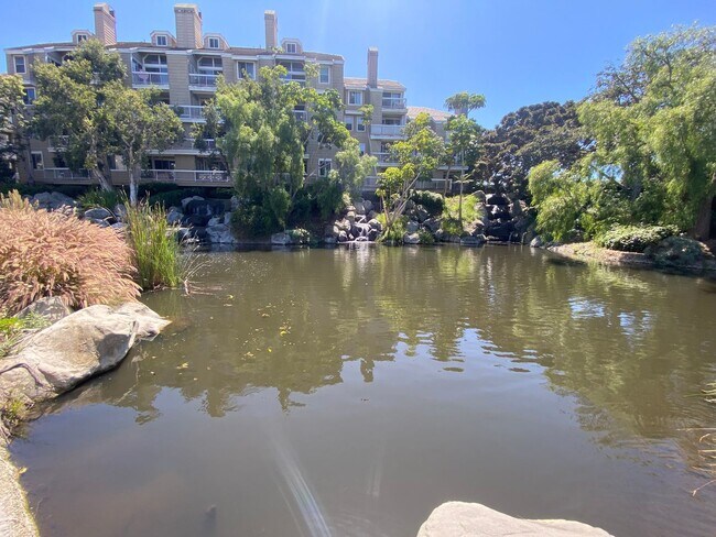 Building Photo - Completely Remodeled 2 Bedroom, 2 Bathroom...