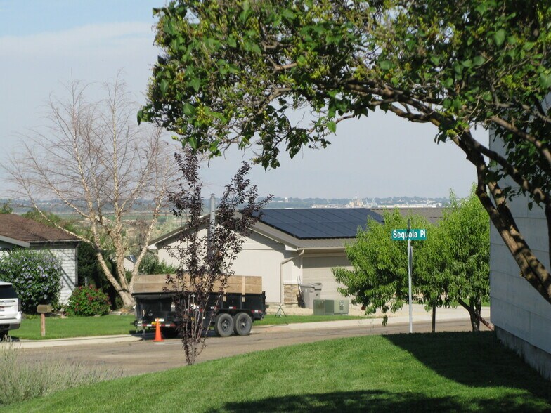 Building Photo - 20851 Sequoia Pl