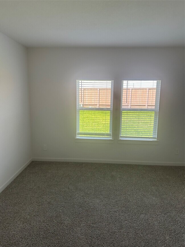Building Photo - 5115 Klein Orchard Dr