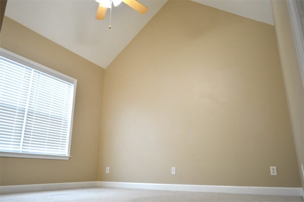 Building Photo - 2271 Dewey Dr