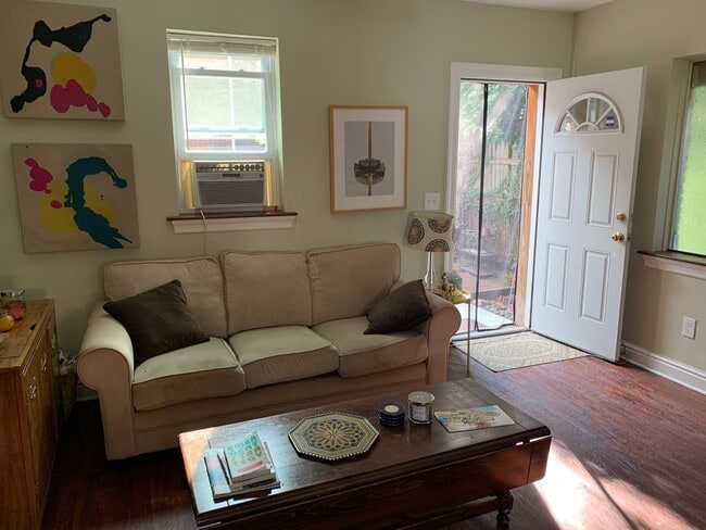 Building Photo - 5118 Dresden Way