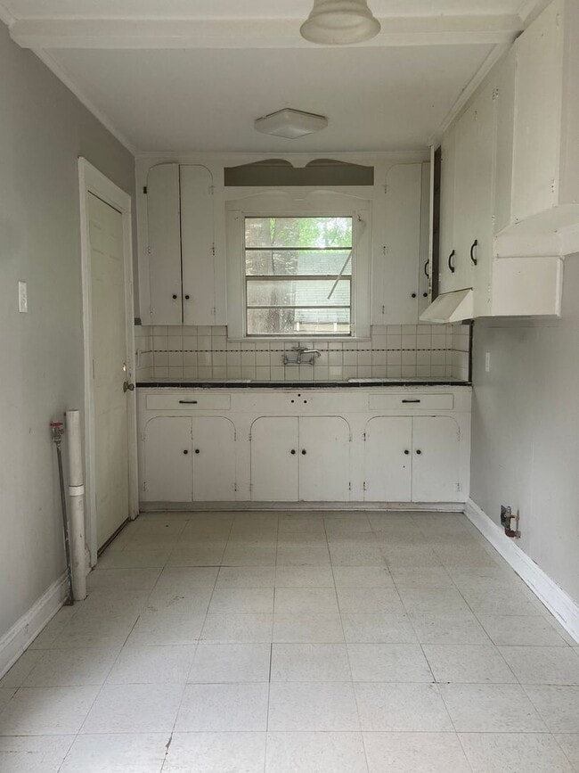 Building Photo - 2726 Fulton St