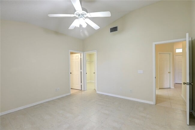 Building Photo - 8626 102nd Ct