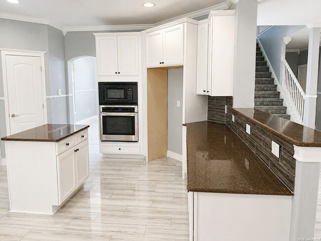 Building Photo - 21419 La Pena Dr