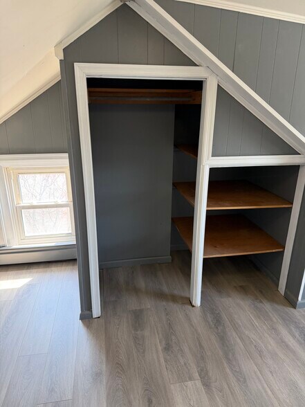 Building Photo - 1212 E Philadelphia Ave