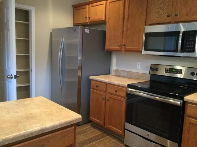 Building Photo - 905 Wonderland Pass