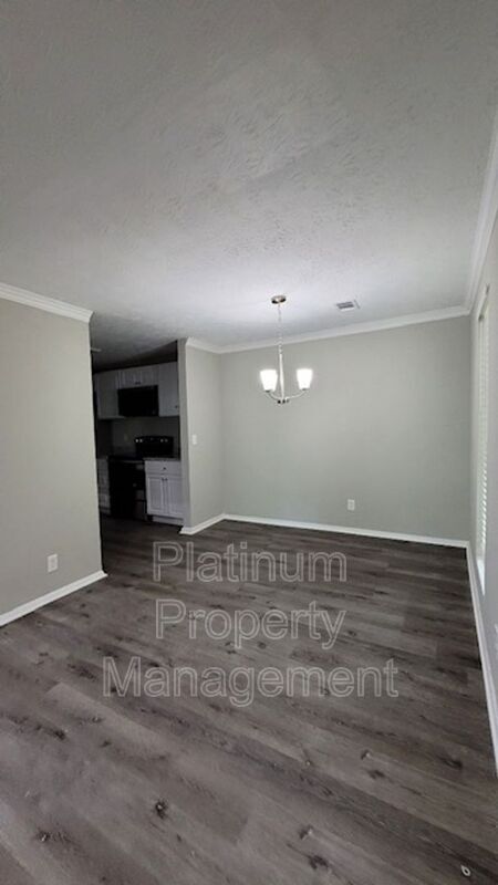 Building Photo - 5557 Mountain Springs Cir