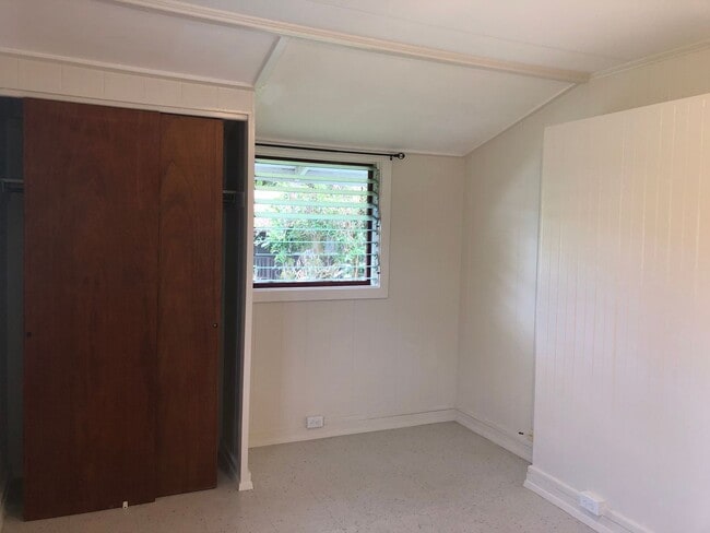 Building Photo - Charming 2BR/1BA Home