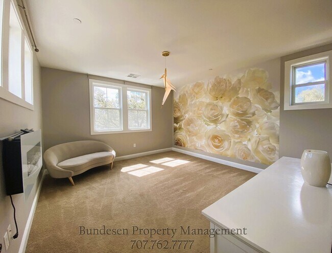 Building Photo - 1581 Cali Ln