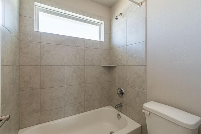 Building Photo - 141 White Dunes Dr