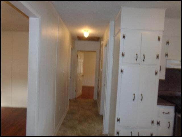 Building Photo - 107 S Holly St