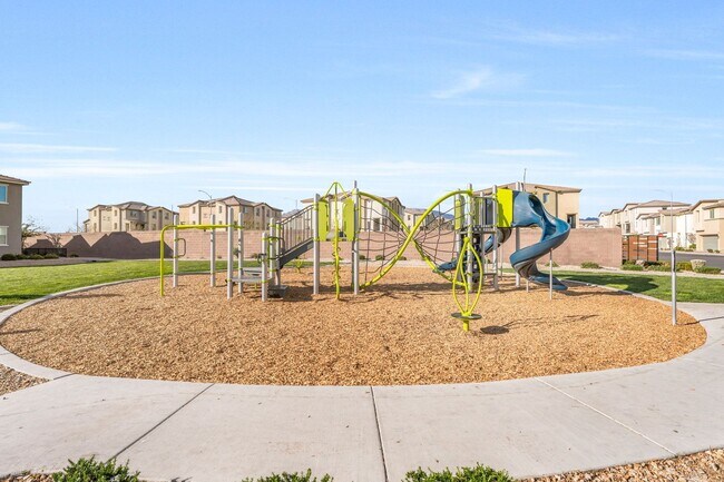 Building Photo - Super Cute 3 Bedroom Home For Lease!