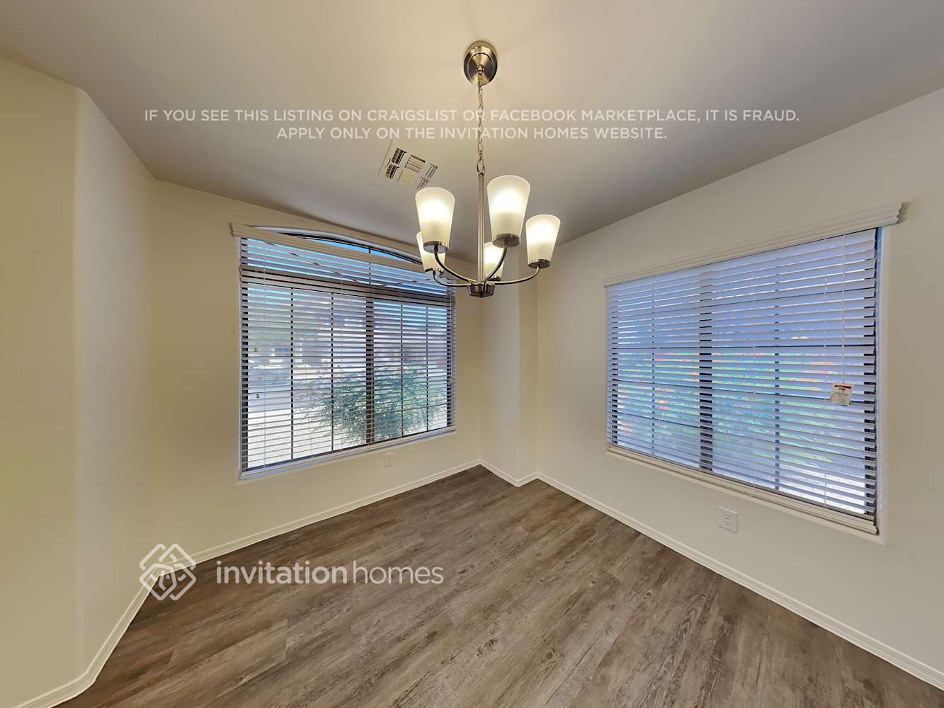 Building Photo - 25826 N 65th Ave