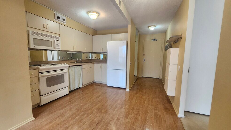 Building Photo - 405 N Wabash Ave