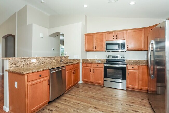 Building Photo - 3650 W Carlos Ln