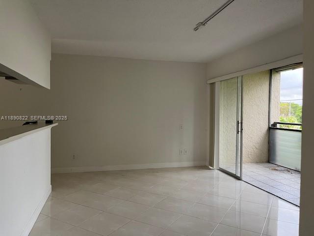 Building Photo - 5304 NE 6th Ave