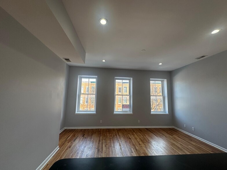 Building Photo - 1426 Madison Ave