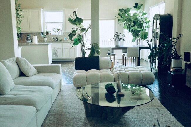 Building Photo - 12230 Cottage Promenade Ct