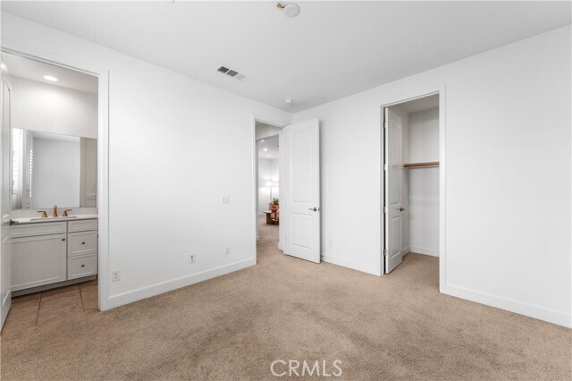 Building Photo - 105 Shear