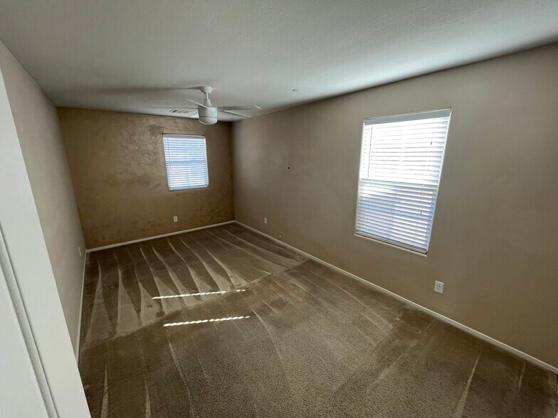Spare Bedroom 2 - 401 Ambitious St