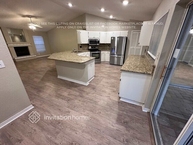 Building Photo - 1902 River Crossing Dr