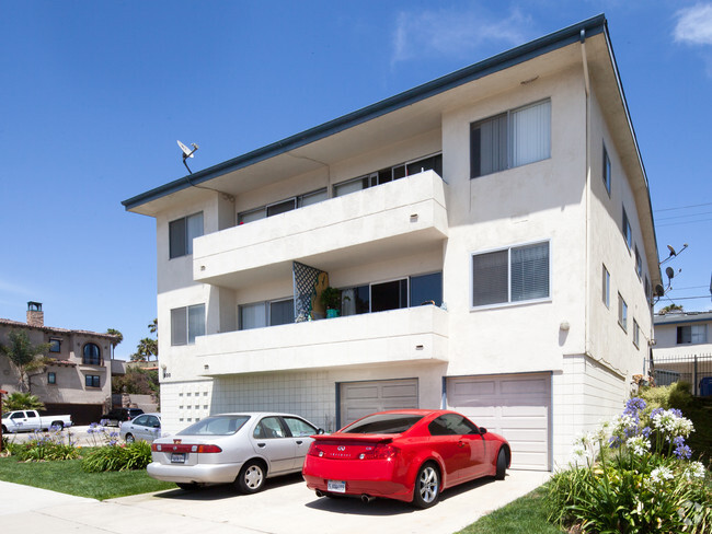 Building Photo - Knob Hill Apartments