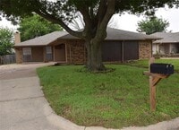 Building Photo - 1233 Fairhaven Dr