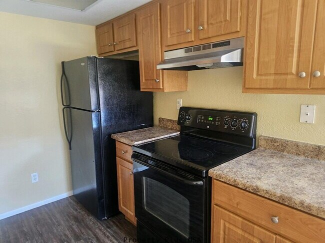Building Photo - 3810 N Maryvale Pkwy