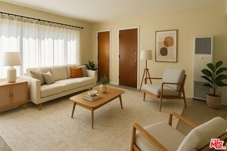 Building Photo - 828 N Alta Vista Blvd