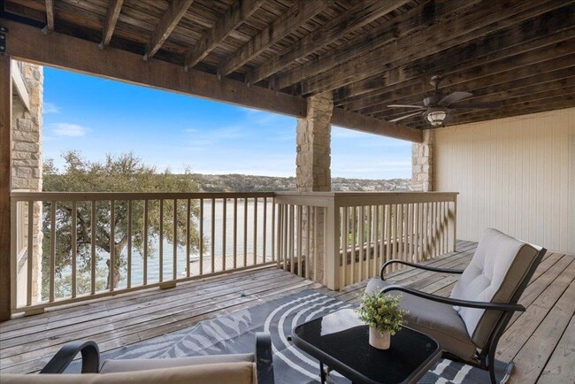 Building Photo - 18231 Lakepoint Cove