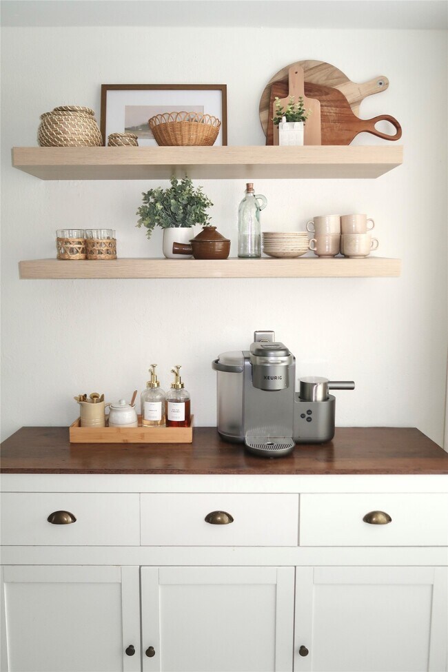 Building Photo - 14715 Barryknoll Ln