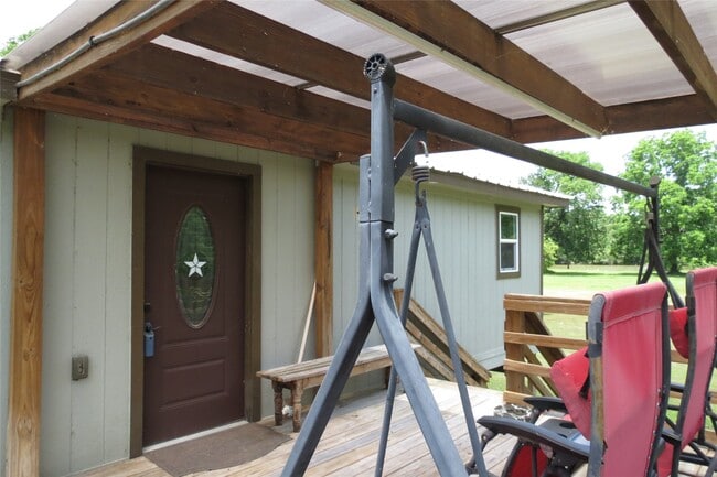 Building Photo - 177 White Oak Dr
