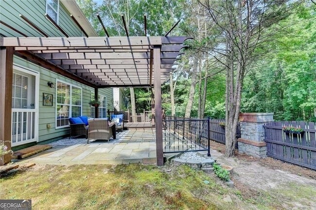 Building Photo - 335 Pintail Ct