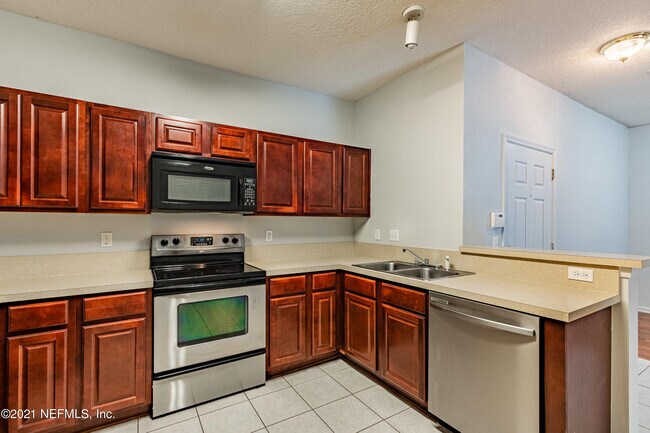 Building Photo - 3620 Kirkpatrick Cir