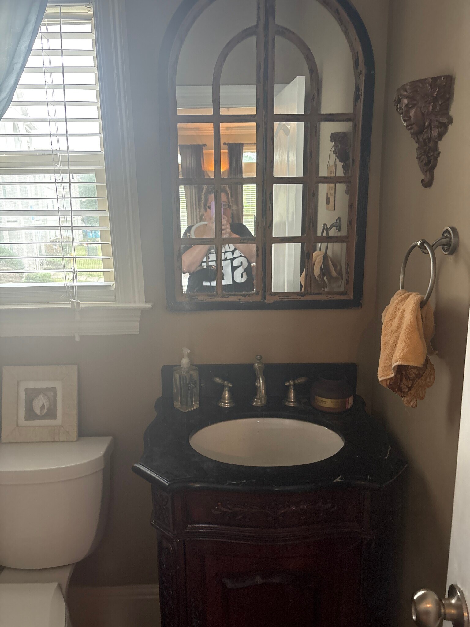 Main floor bathroom - 21 Oak Alley Ln