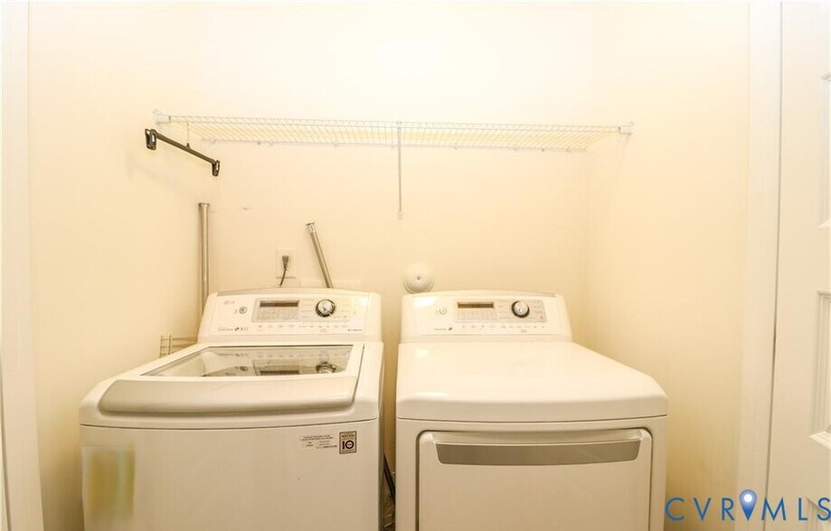 Building Photo - 2424 Marions Ln