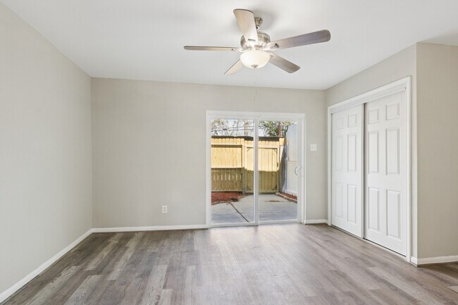 Building Photo - 9114 Kempwood Dr