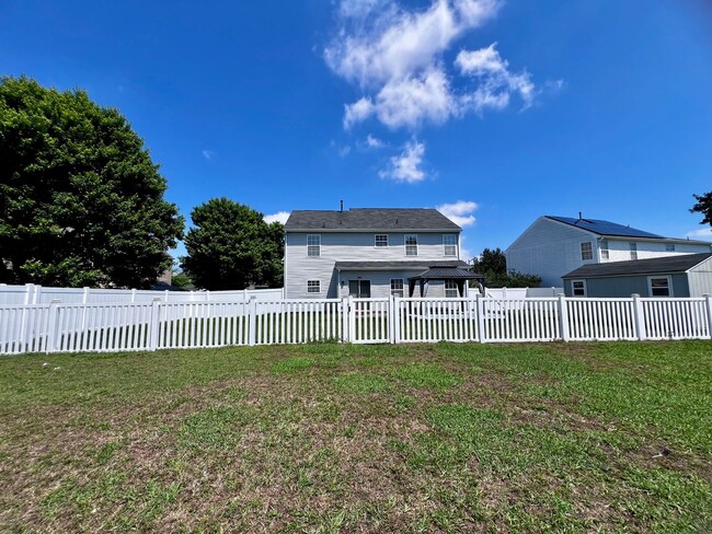 Building Photo - Beautiful 4 bedroom home in Chesapeake